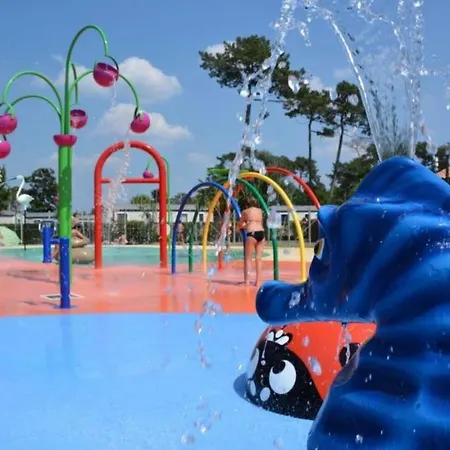 Campsite Mobil Climatise Au Calme Et Proche Des Activites Cap Ferret Lege-Cap-Ferret